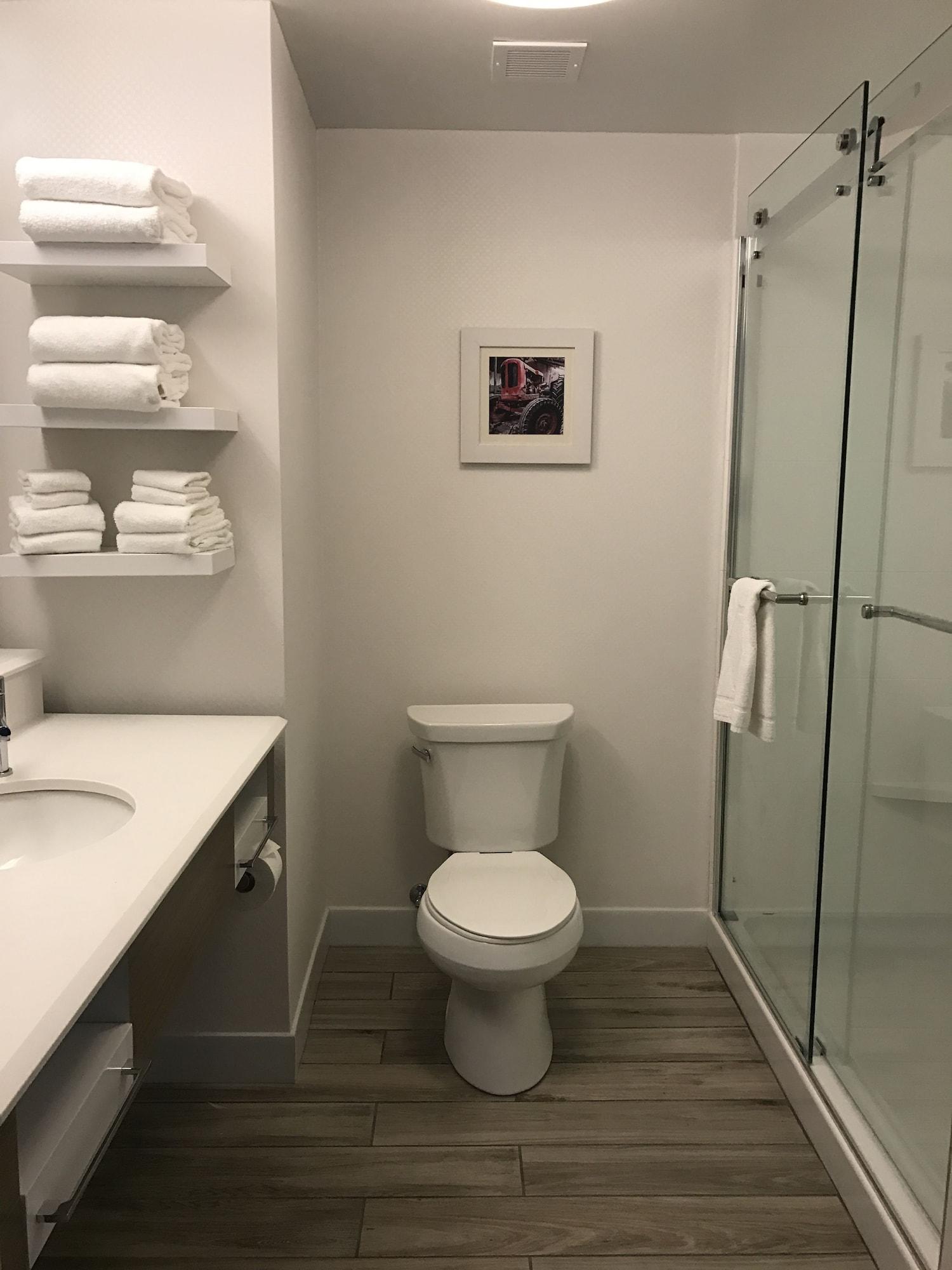 Hampton By Hilton 3*
