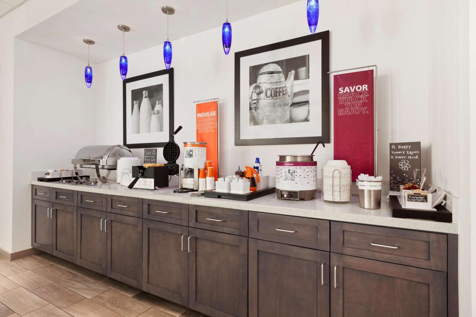 Hampton By Hilton 3*