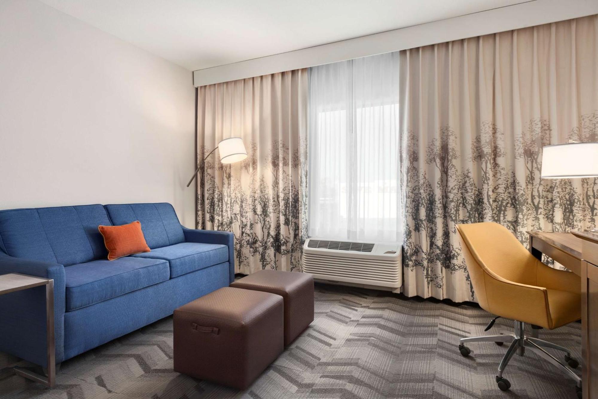 Hampton By Hilton Hotel 3*